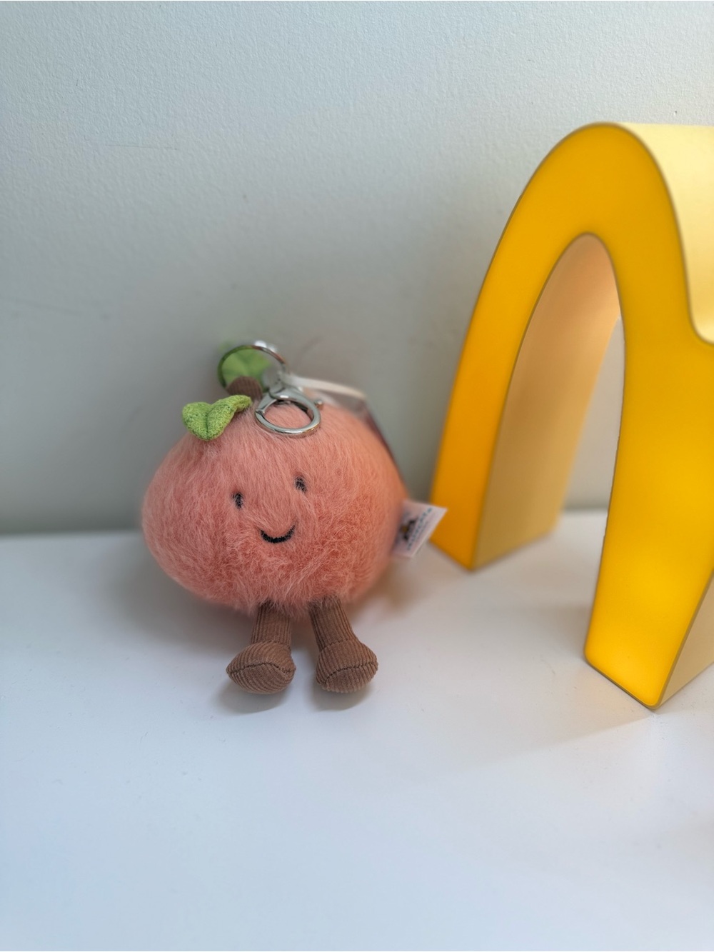 Jellycat Amuseables Peach Bag Charm Plush NWT 🍑